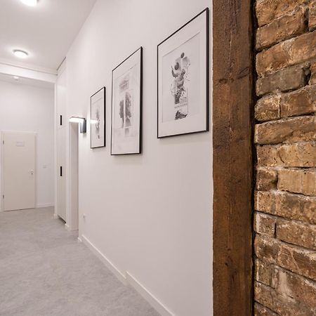 D48 - Central Boulevard Residence - Best Location By Bqa Βουδαπέστη Εξωτερικό φωτογραφία