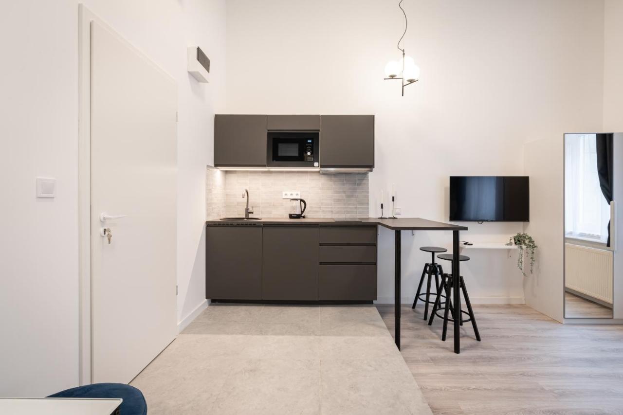D48 - Central Boulevard Residence - Best Location By Bqa Βουδαπέστη Εξωτερικό φωτογραφία